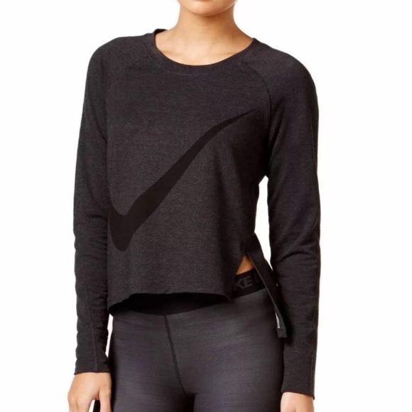 Nike Tops - Nike Dry Sphere Asymmetrical Training Top💖